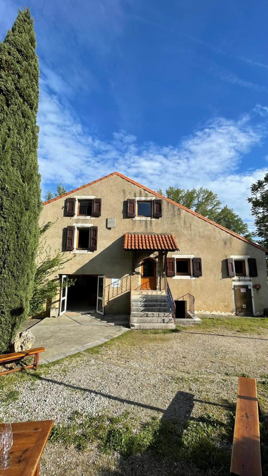 Auberge De Jeunesse Hi Millau La Maladrerie Kültér fotó